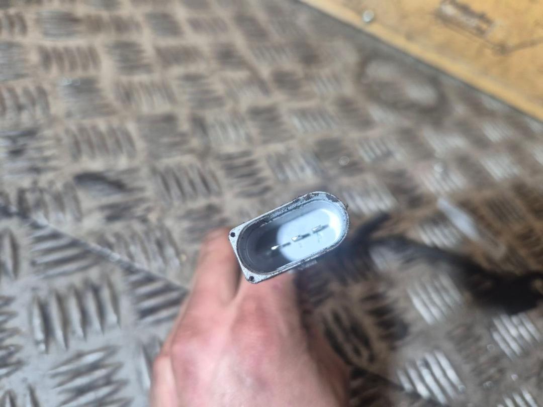 Датчик распредвала XYBBG6 Volkswagen Caddy - Фото 3