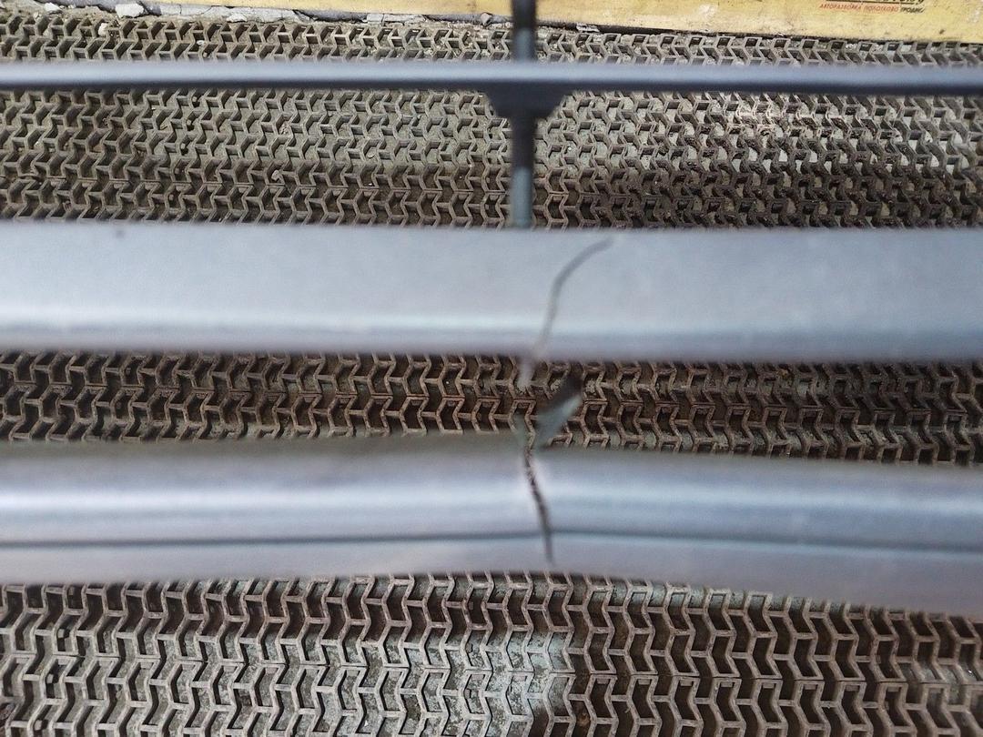 Бампер передний 98B3C4 Ford C-Max - Фото 9