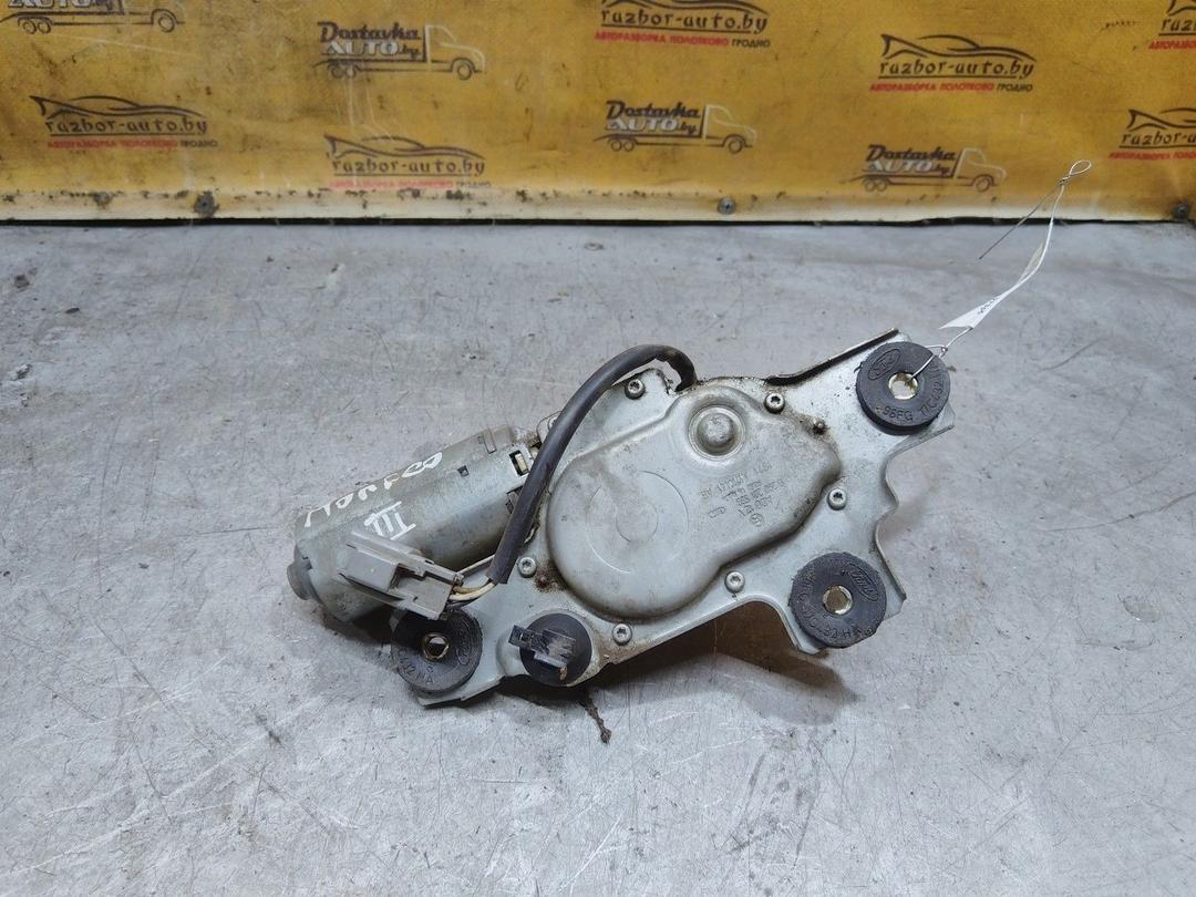 Моторчик заднего стеклоочистителя (дворника) TIUO8E Rover 200 купить с доставкой