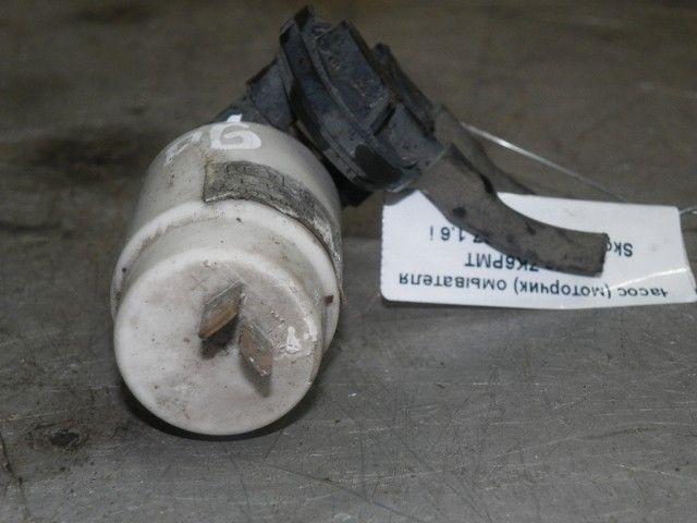 Насос (моторчик) омывателя стекла ZK6PMT Skoda Felicia купить с доставкой