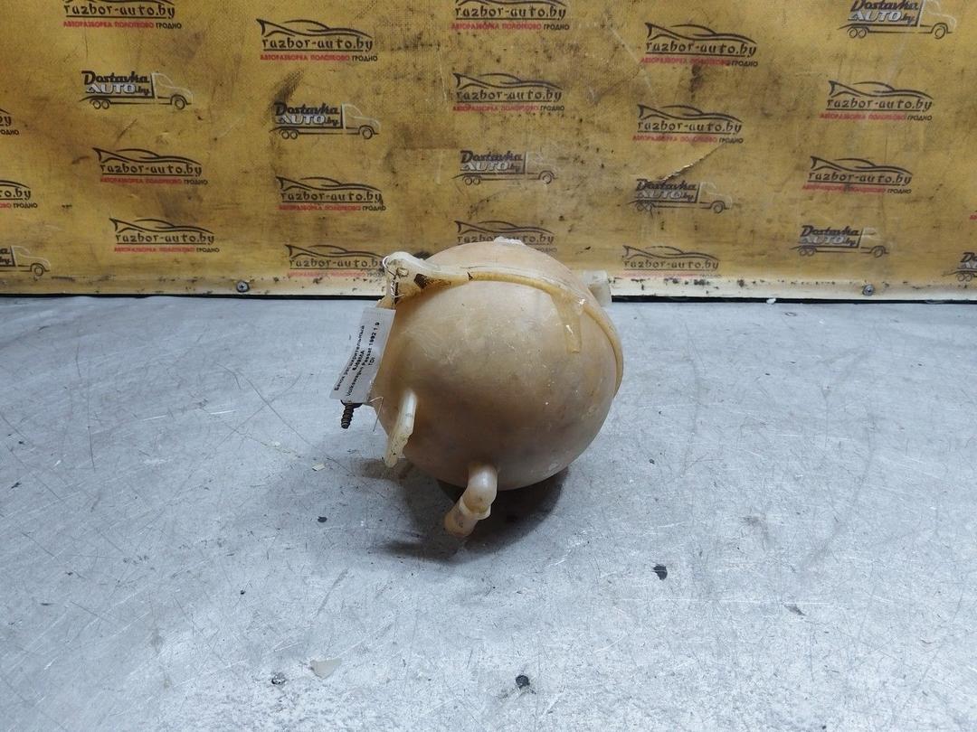 Бачок расширительный 6J69MA Volkswagen Passat купить на авторазборке