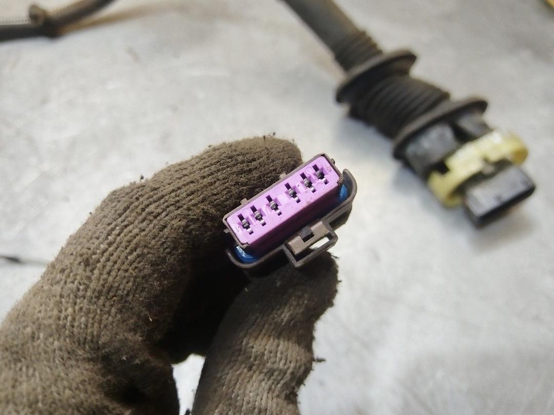 Проводка двери задней левой CUXE47 Citroen C5 купить с доставкой