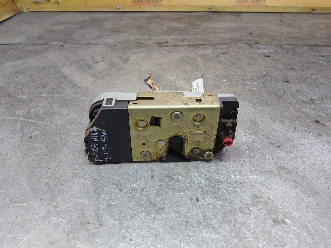 Замок двери задней правой WA0ZR0 Peugeot 307