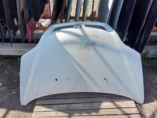 Капот E7E6A0 Renault Scenic