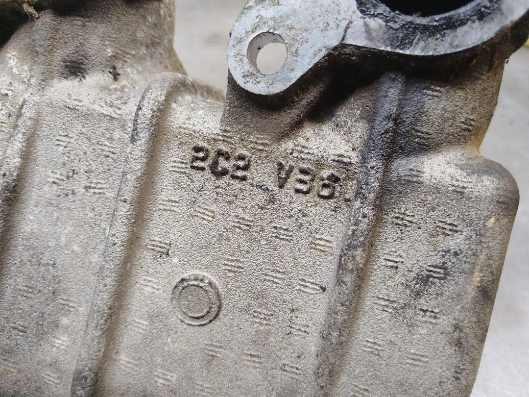 Коллектор впускной W0OUP3 Peugeot 307 купить в магазине запчастей бу