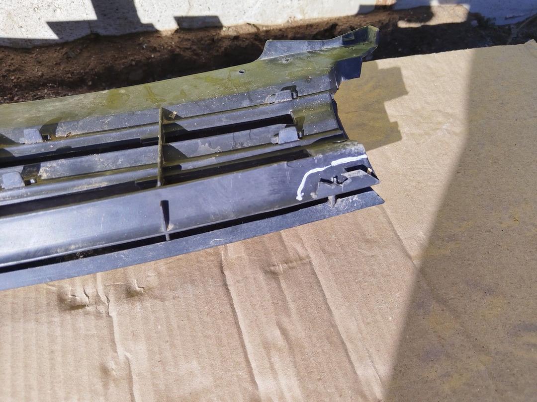 Решетка радиатора US43C6 Volkswagen Golf купить с доставкой