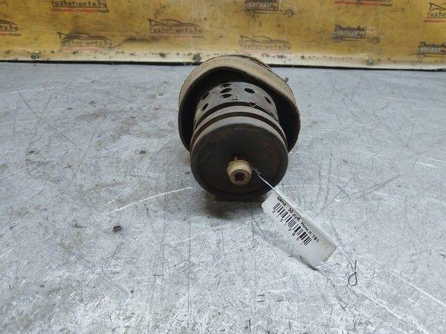 Подушка крепления двигателя 5L0RIG Volkswagen Passat купить в магазине запчастей бу