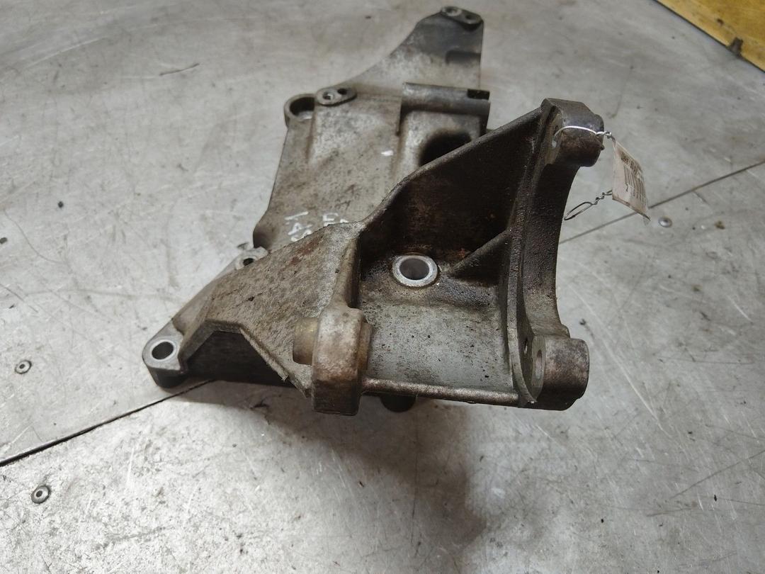 Кронштейн генератора 5R4BXT Renault Espace - Фото 3
