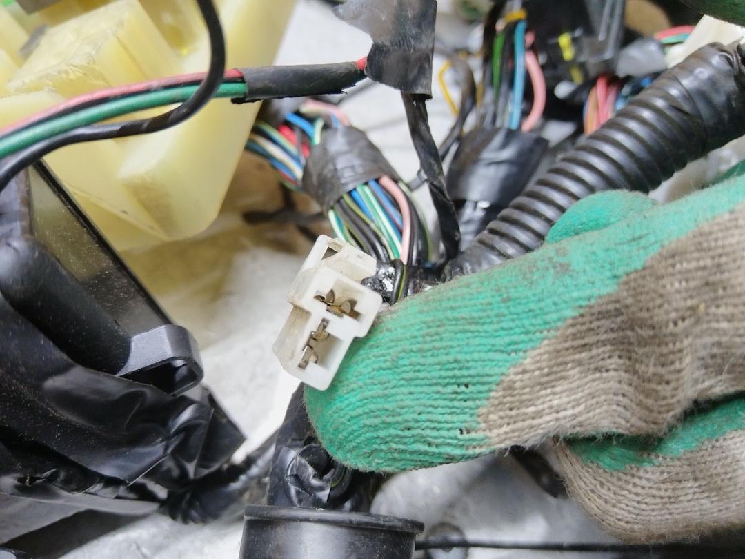 Проводка салона WDBACG Mitsubishi Carisma undefined