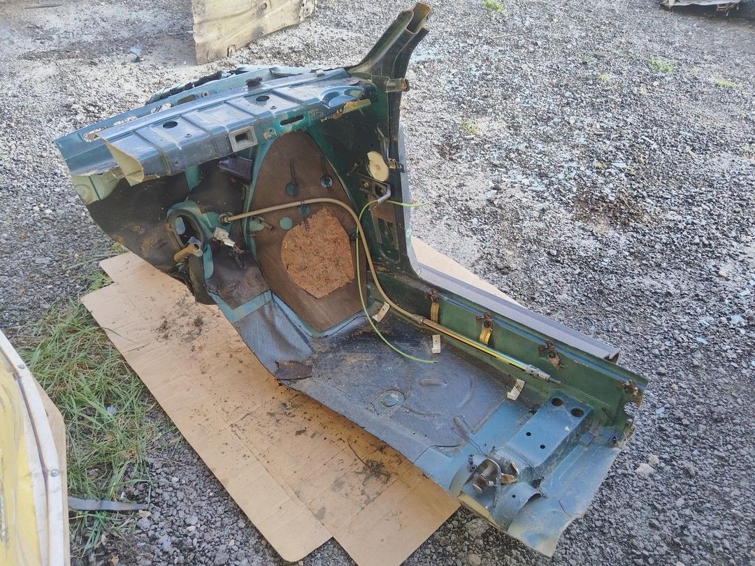 Стойка кузовная передняя правая KUEY6I Audi 80 - Фото 4