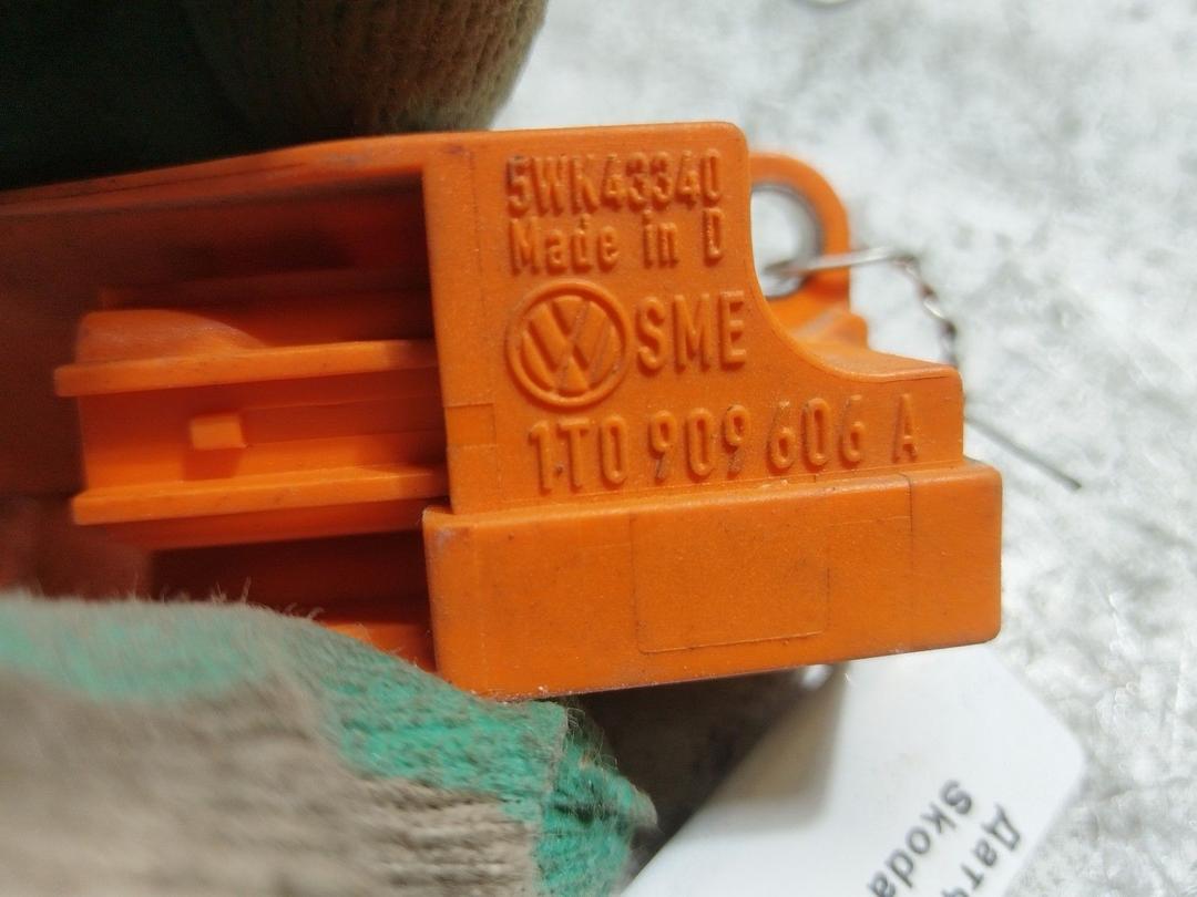 Датчик удара WHPBHF Skoda Fabia купить на авторазборке