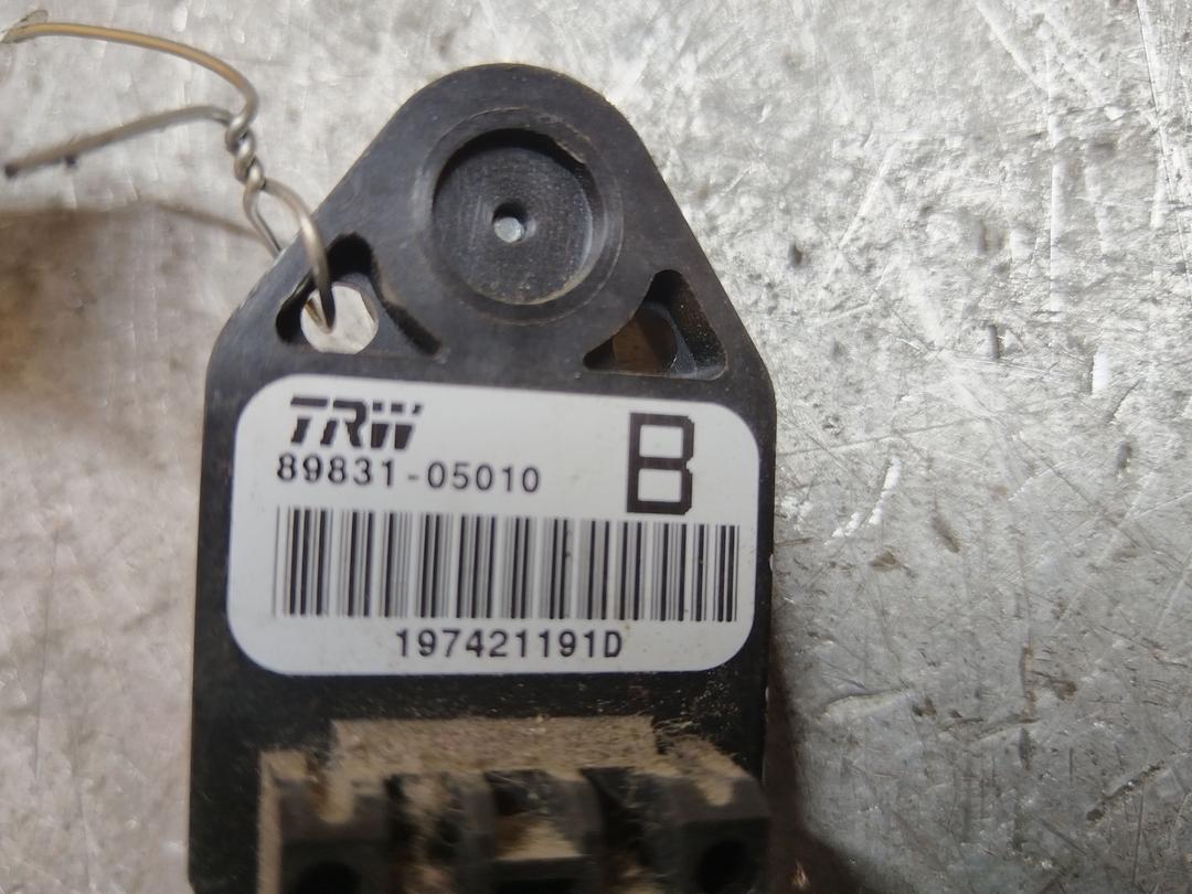 Датчик удара I9LMTR Toyota Avensis - Фото 6