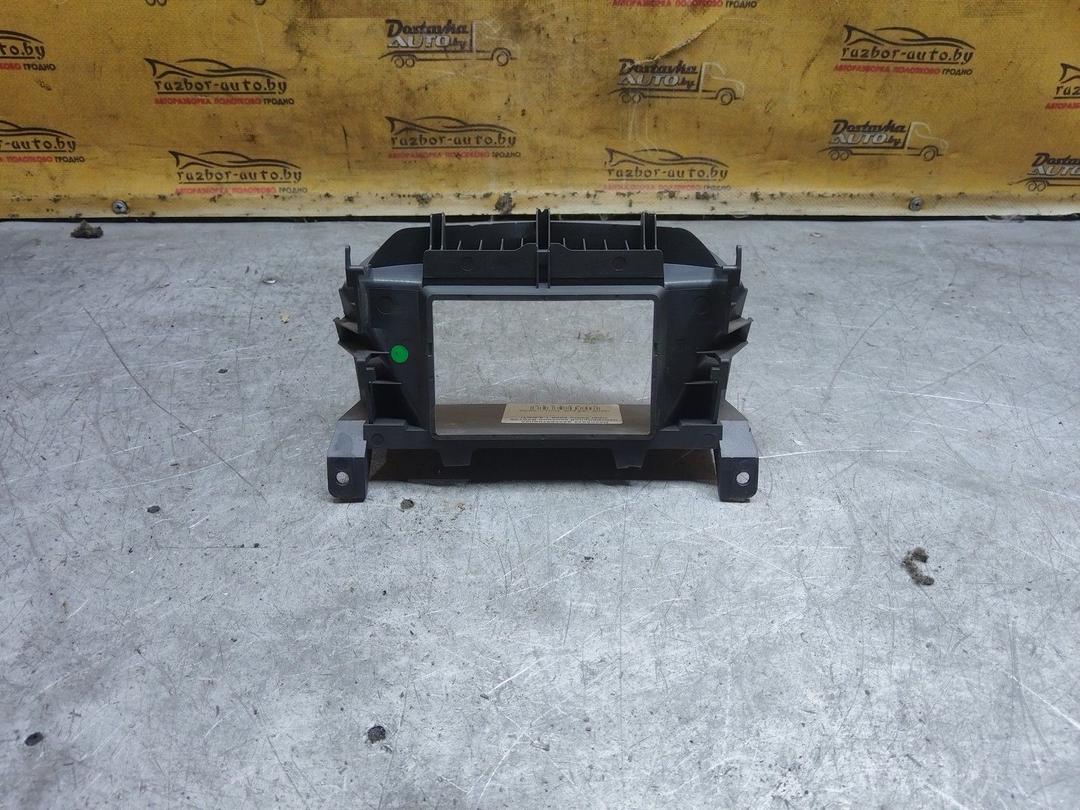 Накладка декоративная центральной консоли R70T29 Opel Zafira купить с доставкой