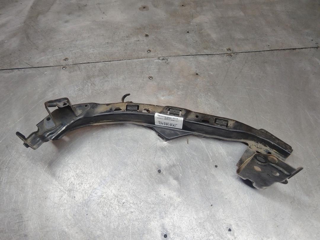 Крепление фары левой ZP811F Subaru Impreza