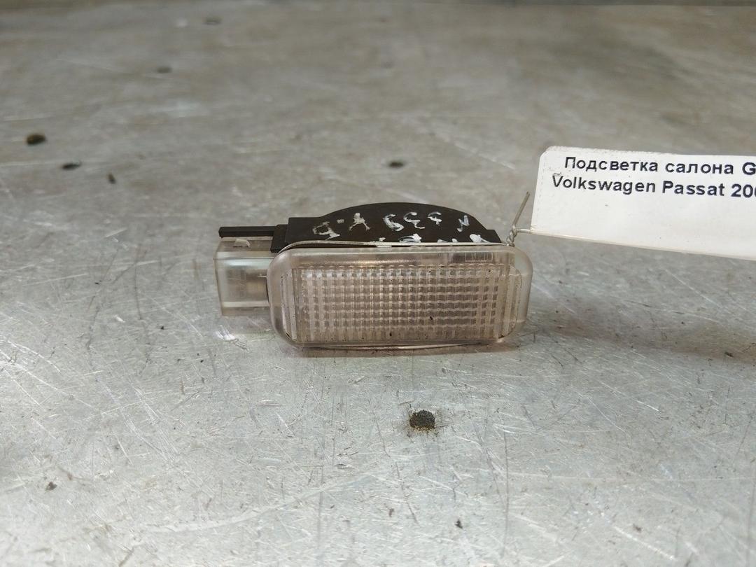 Подсветка салона G8TXVG Volkswagen Passat - Фото 1