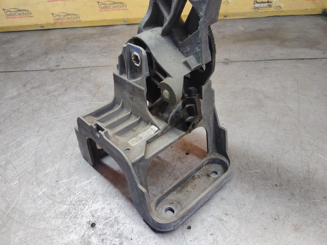 Рычаг ручного тормоза (ручника) 2S5WCI Volkswagen Caddy купить с доставкой