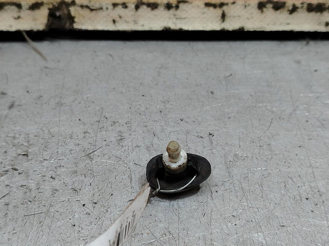 Форсунка омывателя I07YGY Nissan Primera - Фото 3