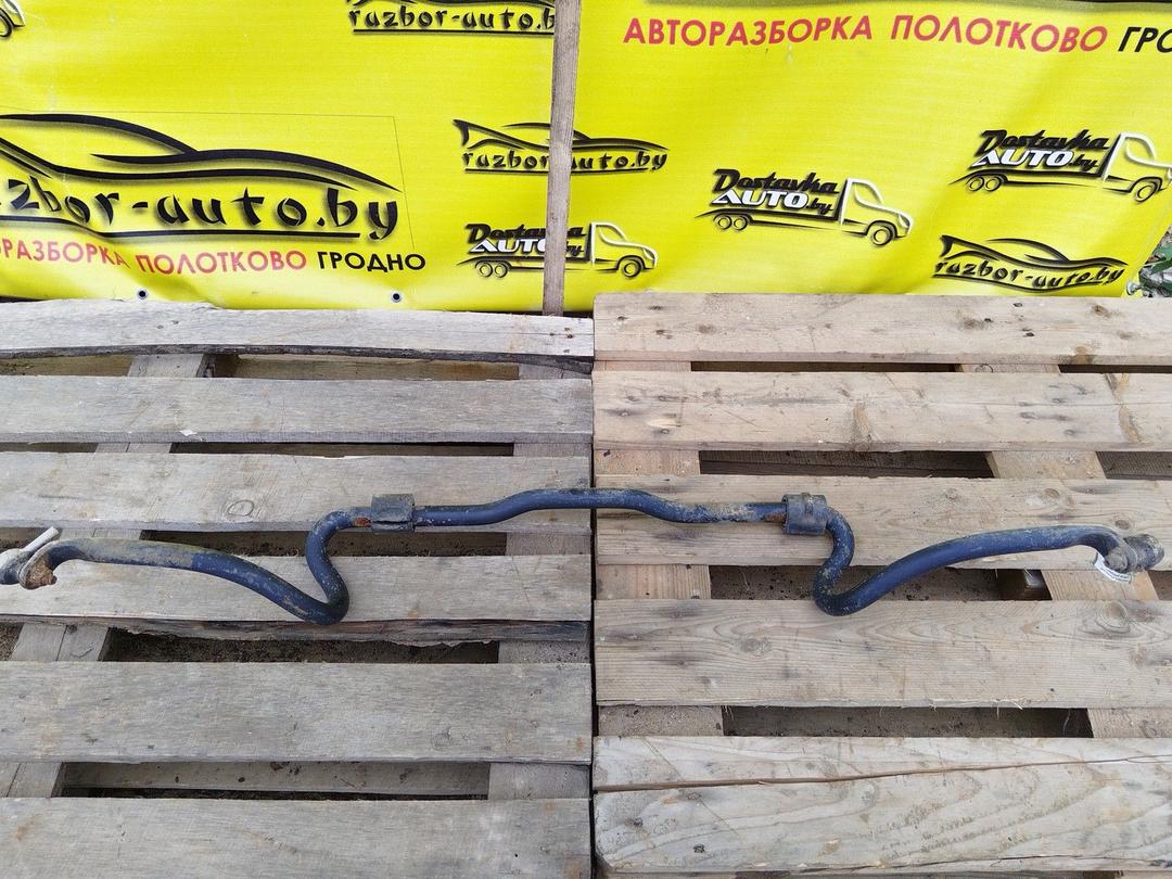 Стабилизатор подвески (поперечной устойчивости) передний 4EJ5BP Ford Tourneo Connect