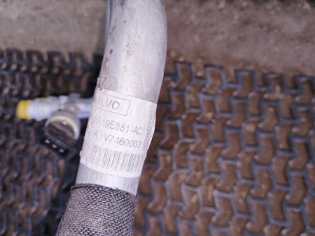 Трубка кондиционера 433SKW Volvo XC70 undefined