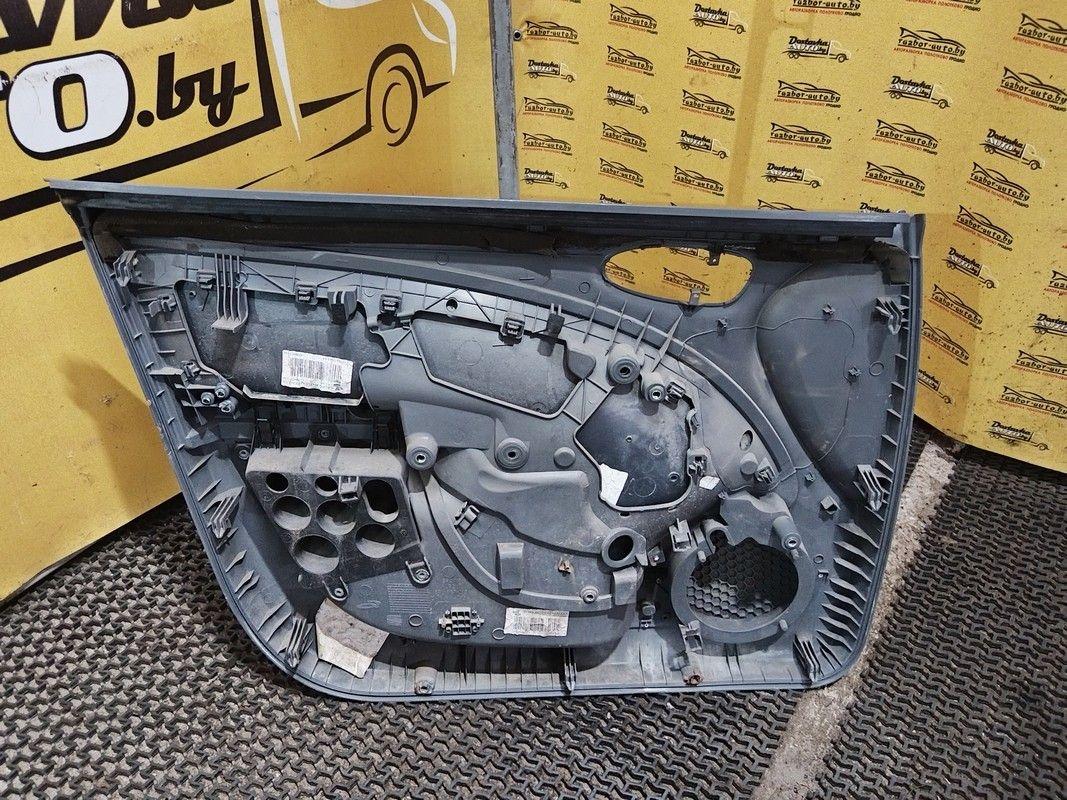 Обшивка двери передней правой (дверная карта) MP2PJ9 Seat Altea купить с доставкой