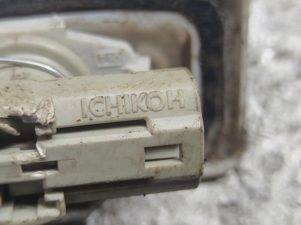 Подсветка номера 0W5VUU Toyota Corolla - Фото 5