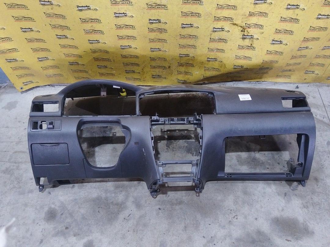 Панель передняя салона (торпедо) ZEN1RU Toyota Corolla купить