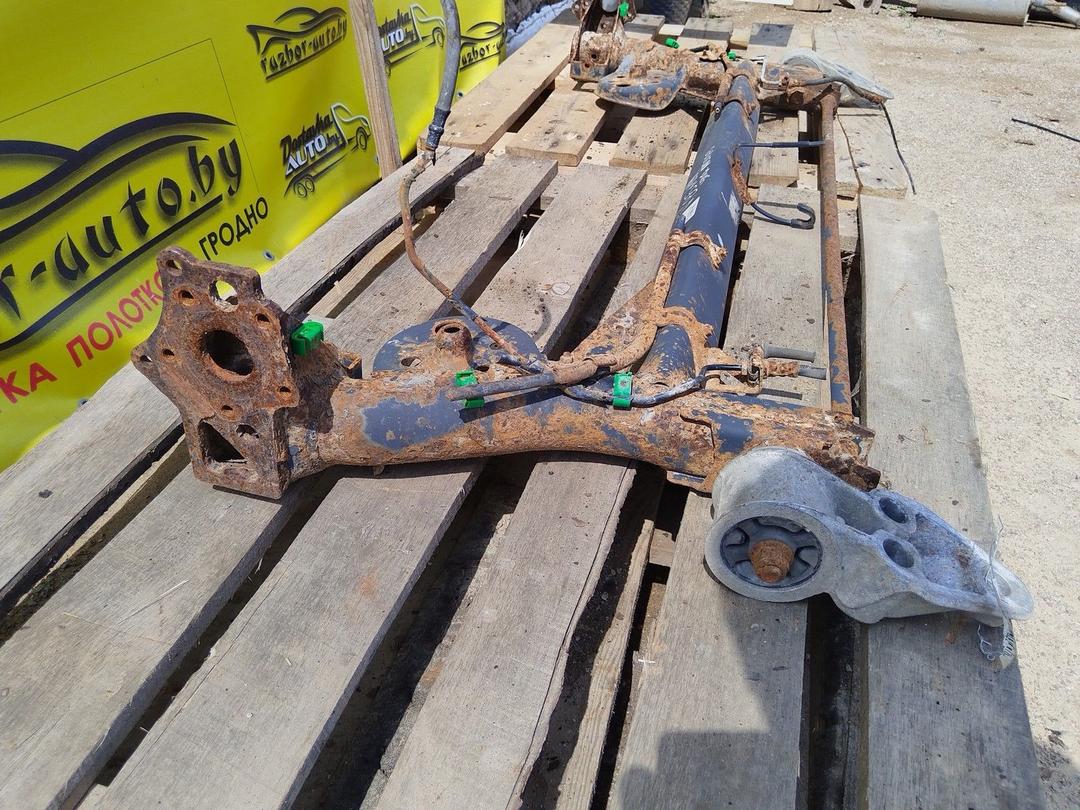 Балка подвески задняя AV3XA9 Volkswagen Passat купить с доставкой