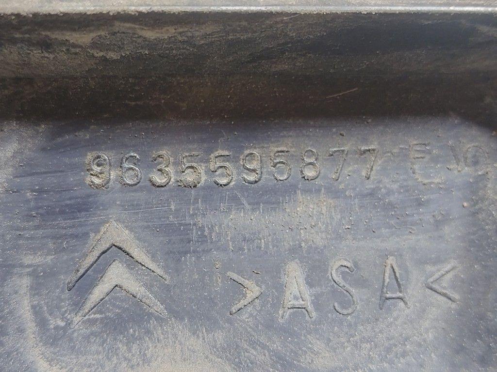 Накладка подсветки номера YDRTYY Citroen Xsara Picasso - Фото 4