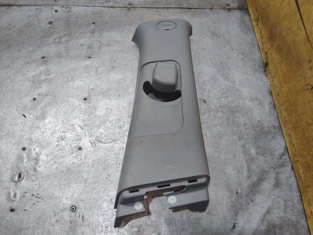 Обшивка стойки центральной правой KTJ0RP Kia Sorento