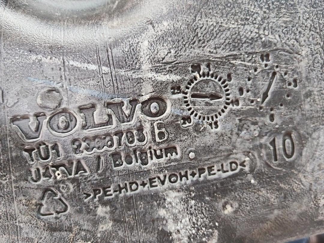 Бак топливный T41C5H Volvo XC70 - Фото 8