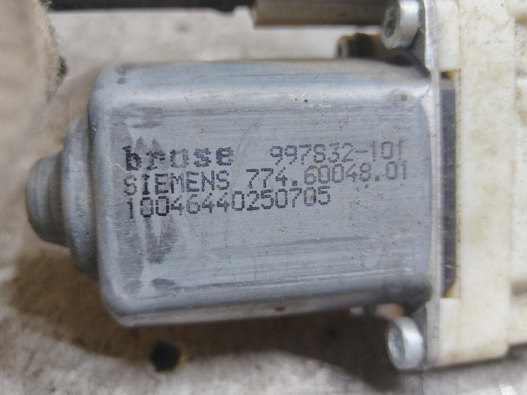 Моторчик стеклоподъемника передний левый RQ30TJ Citroen C4 - Фото 2