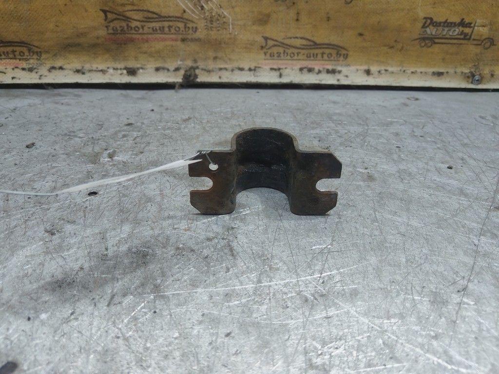 Крепление втулки стабилизатора RM6NA1 Opel Astra - Фото 3