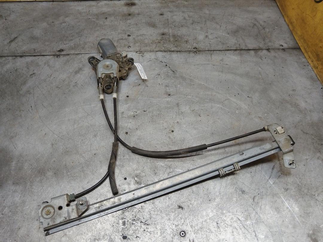 Стеклоподъемник электрический задний правый H2DUV6 Peugeot 806 - Фото 1