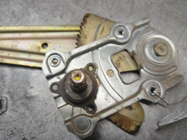 Стеклоподъемник задний левый PV2W2E Toyota Yaris Verso купить с доставкой