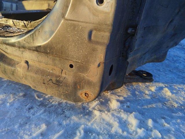 Стойка кузовная передняя правая PLEQNU Toyota Avensis купить в магазине запчастей бу