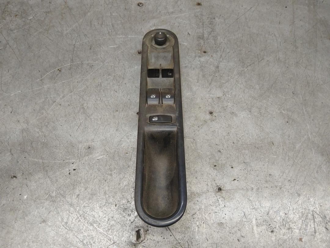 Блок управления стеклоподъемниками U4APIP Renault Espace