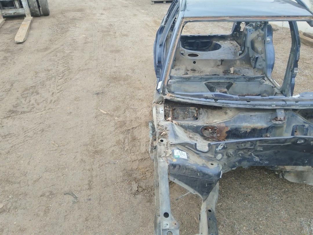 Стойка кузовная передняя правая A0OT7Z Audi A4 купить в магазине запчастей бу