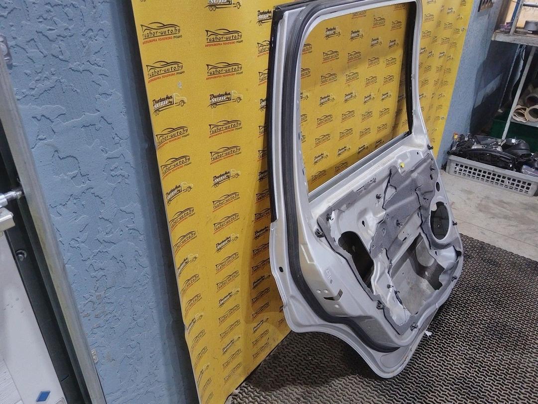 Дверь задняя левая RT1LZ2 Ford Galaxy купить на авторазборке