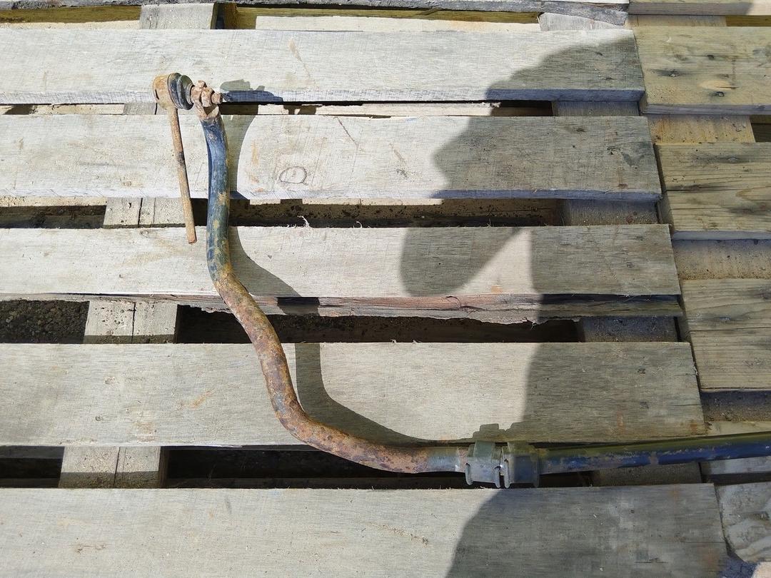 Стабилизатор подвески (поперечной устойчивости) передний 4HMGMM Audi 80 купить