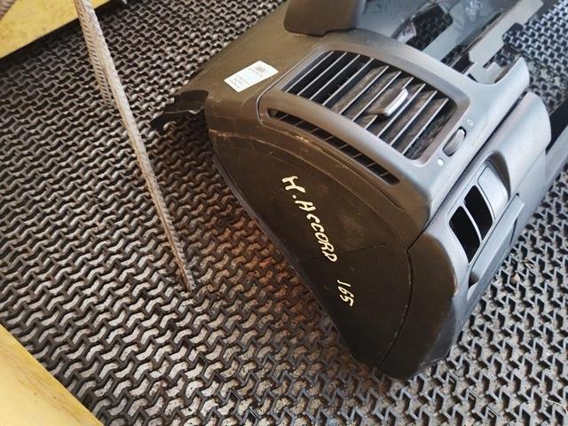 Панель передняя салона (торпедо) D7NVB8 Honda Accord купить с доставкой