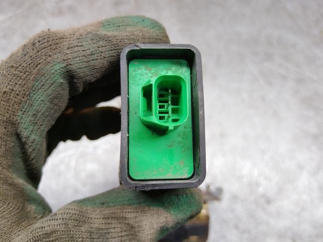 Замок двери передней левой 8VBM9G Volvo S40 купить