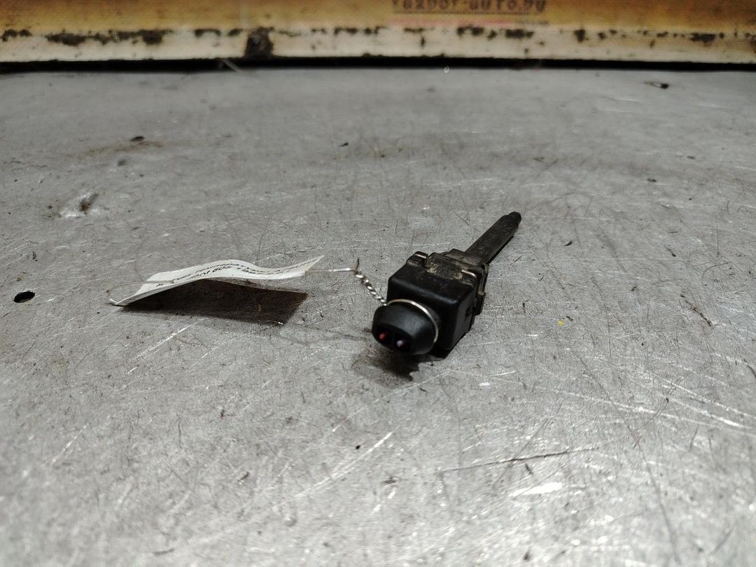 Датчик температуры A79UH2 Peugeot 605 - Фото 3