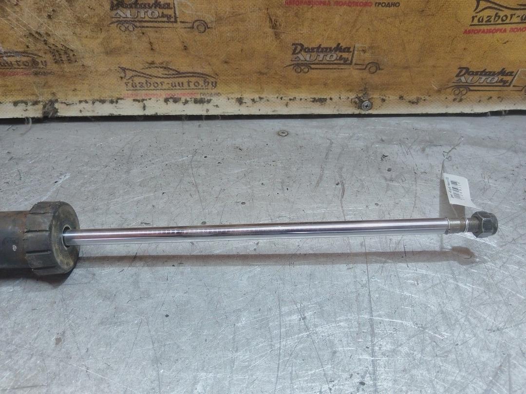 Амортизатор задний левый K271JC Volkswagen Golf - Фото 2