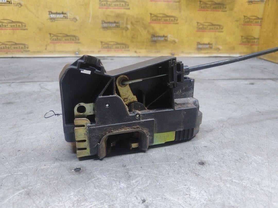 Замок двери передней правой 3OAWVT Opel Astra - Фото 3