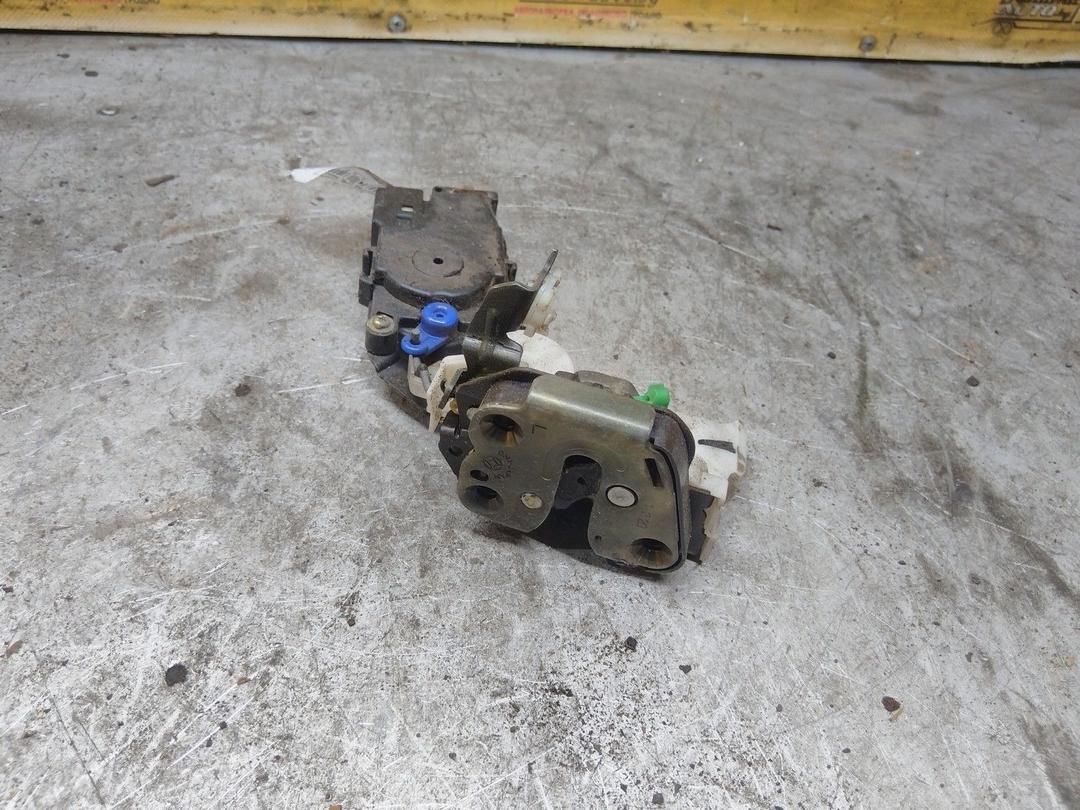 Замок двери задней левой VPH1I4 Subaru Forester купить с доставкой