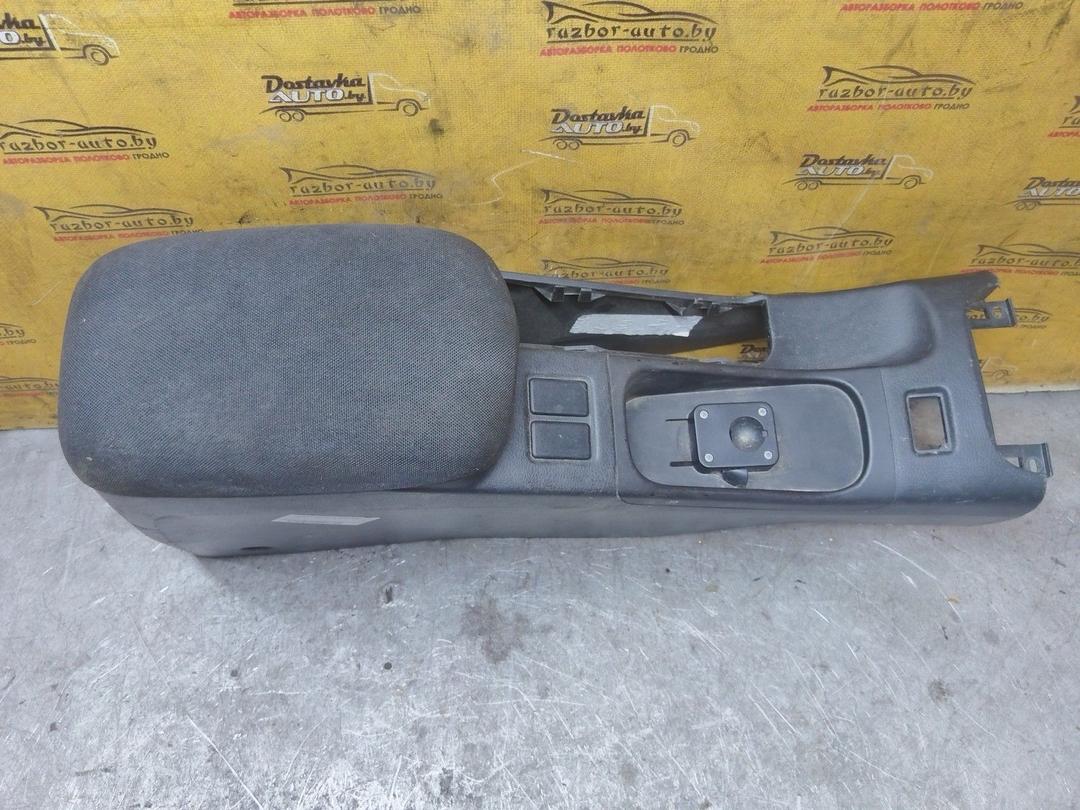 Подлокотник 3IMYOG Nissan Primera купить на авторазборке