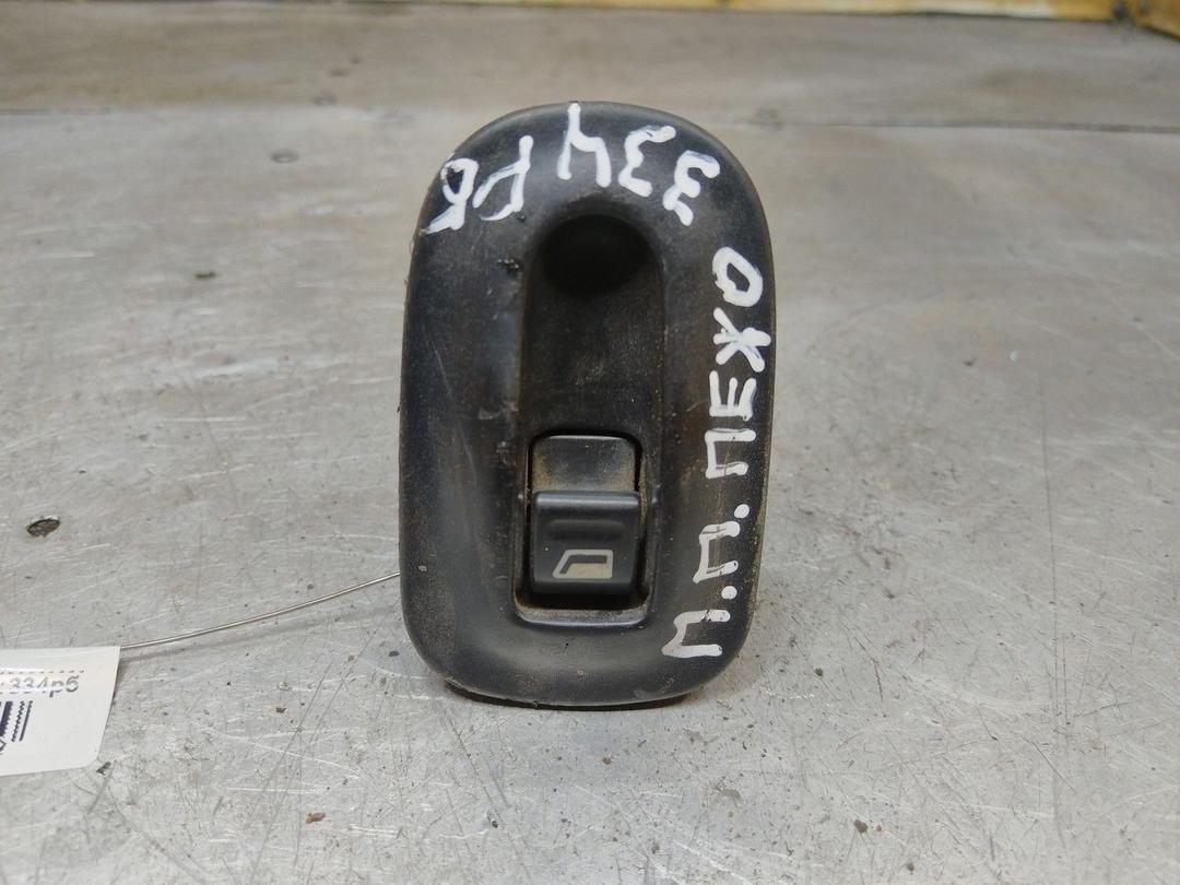 Кнопка стеклоподъемника переднего правого 349A1G Peugeot 306