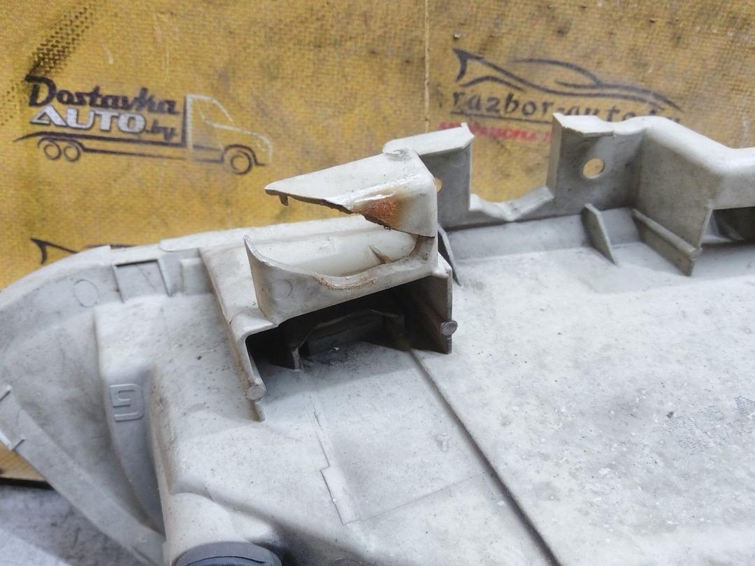 Фара левая X02R4A Renault Espace купить с доставкой