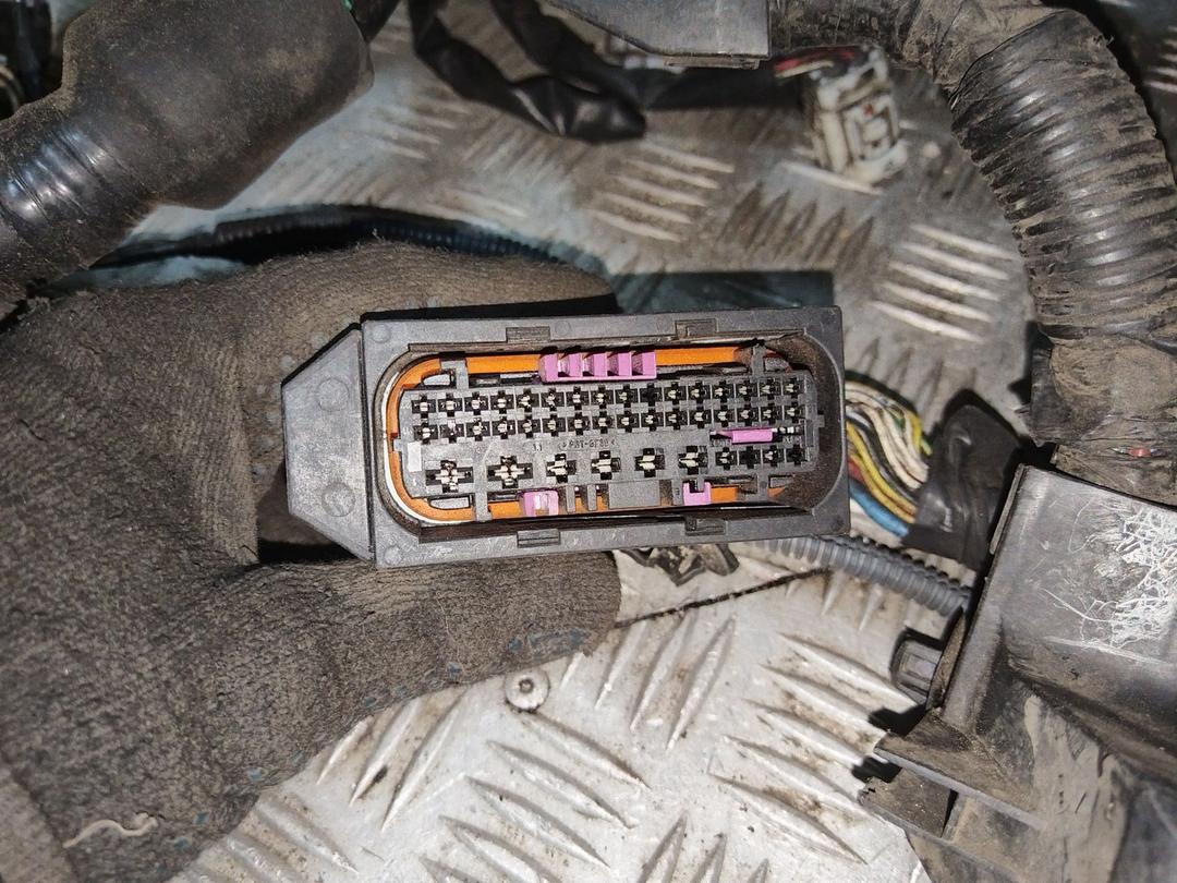 Проводка QS0KO8 Toyota Avensis купить в магазине запчастей бу