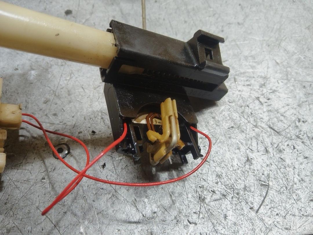 Датчик уровня топлива 4CPB4A Volvo S60 купить на авторазборке